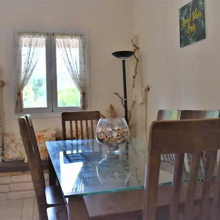 Holiday home Niki *