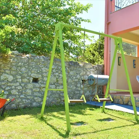 Holiday home Niki *