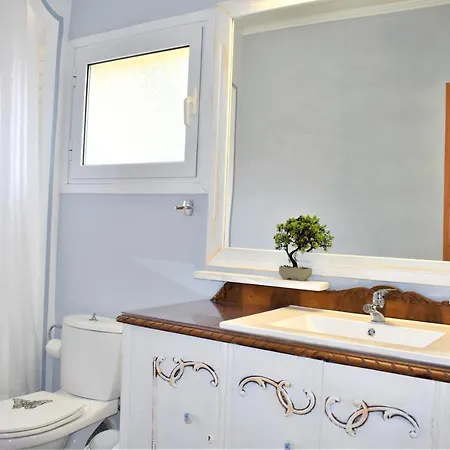 Niki * Agios Georgios Pagon