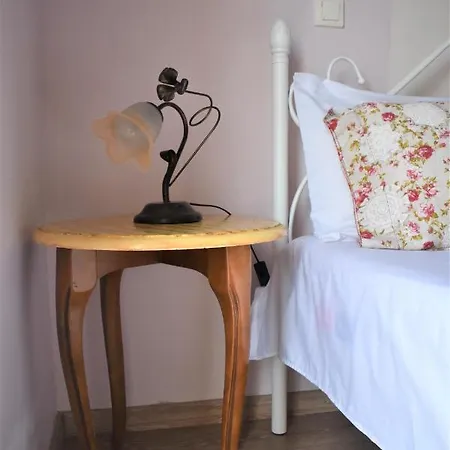 Niki * Agios Georgios Pagon